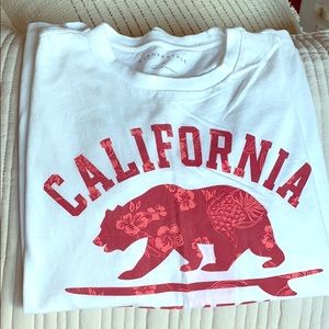 Aeropostal T-shirt with California print